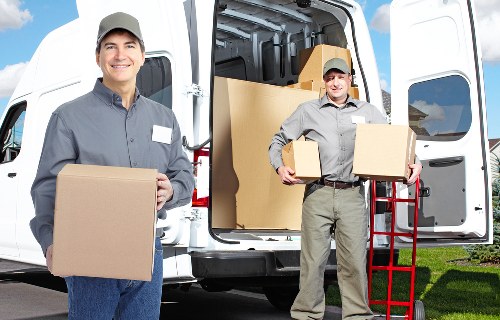 Customer booking and payment terms for a van and driver service